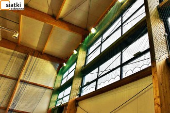 Siatki Brzeg - Siatki na hale sportową piłkochwyty na ściany i okna, dzielące hale sportową dla terenów dla Brzegu